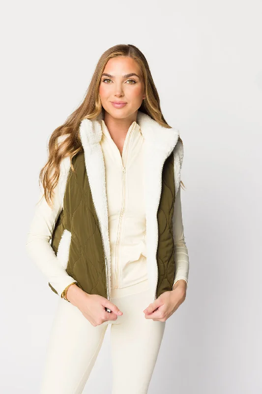 Dani Reversible Vest in Whisper White/Olive