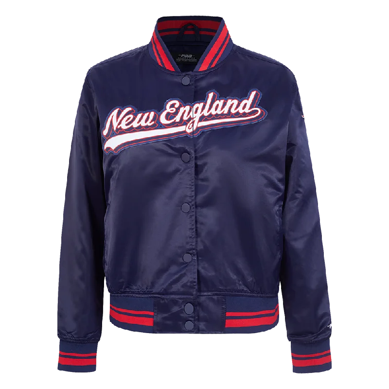 NFL NEW ENGLAND PATRIOTS SCRIPT TAIL WOMEN'S SATIN JACKET (MIDNIGHT NAVY/RED/MIDNIGHT NAVY)