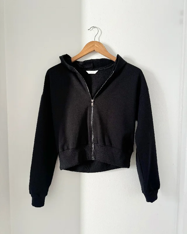 MICAELA cropped zip hoodie in Black