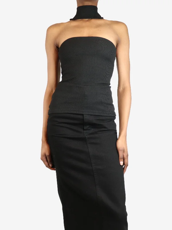 Black ribbed halterneck top - size UK 6